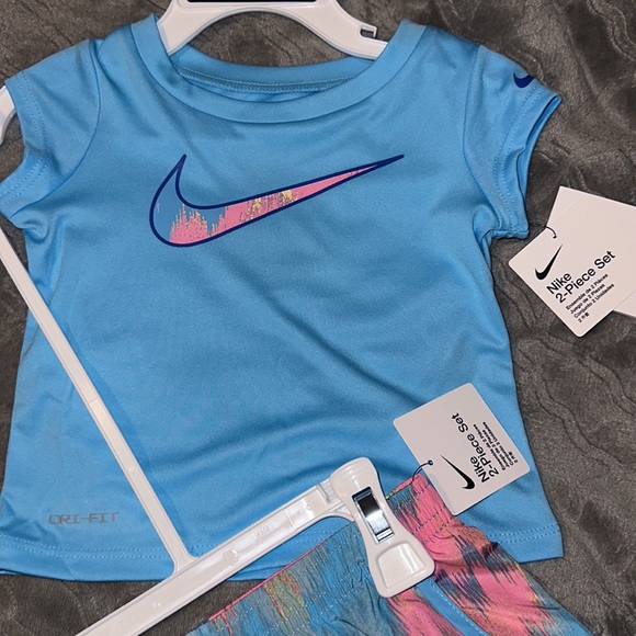 Nike Drifit matching set size 12m nwt - Picture 3 of 3